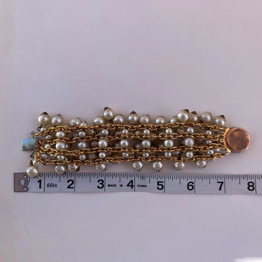 Vintage 1960s Gold Tone Faux Pearl Dangle Cluster Bracelet